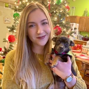 Meet your Posher, Caitlin